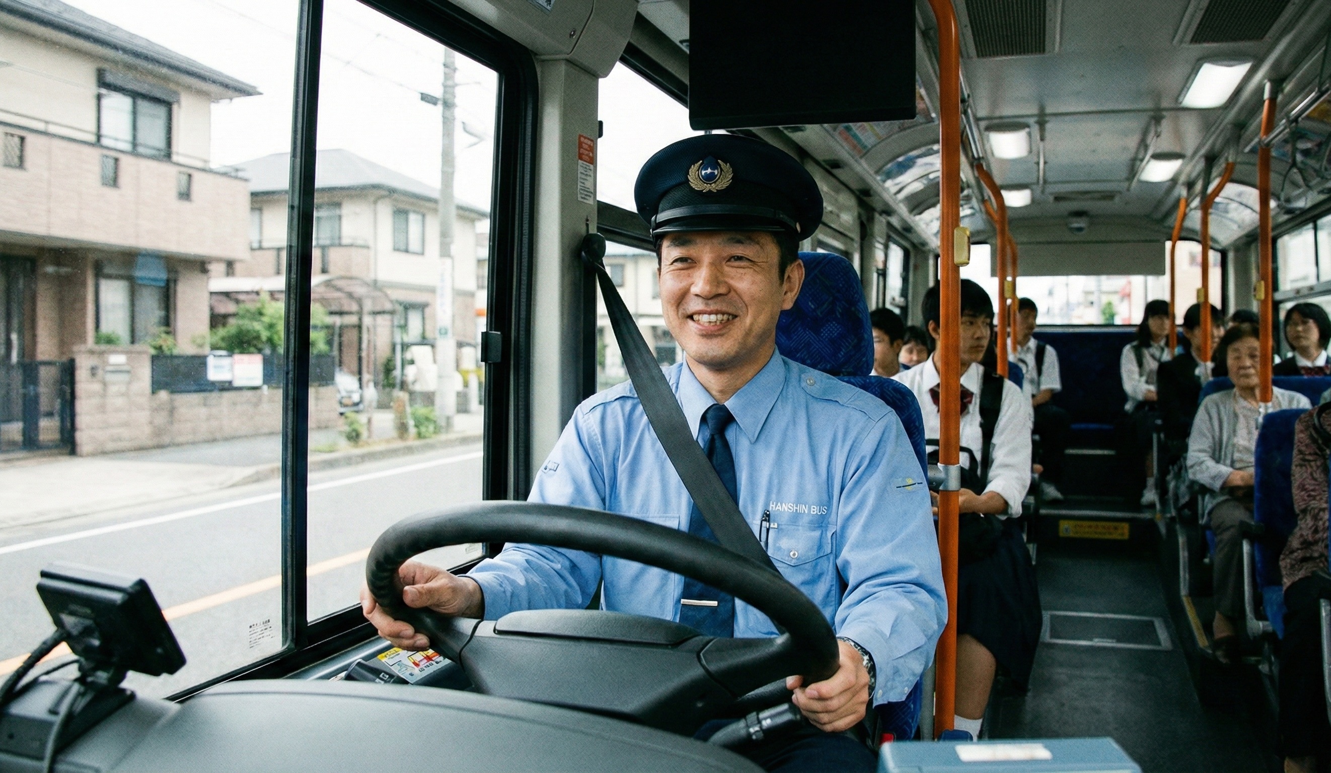 阪神バス株式会社 兵庫県尼崎市東塚口町2-4-37阪神バス株式会社　塚口営業所の正社員 バスドライバーの求人情報イメージ1